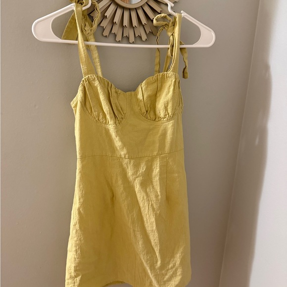 Yellow Sleeveless Dress - Picture 1 of 1